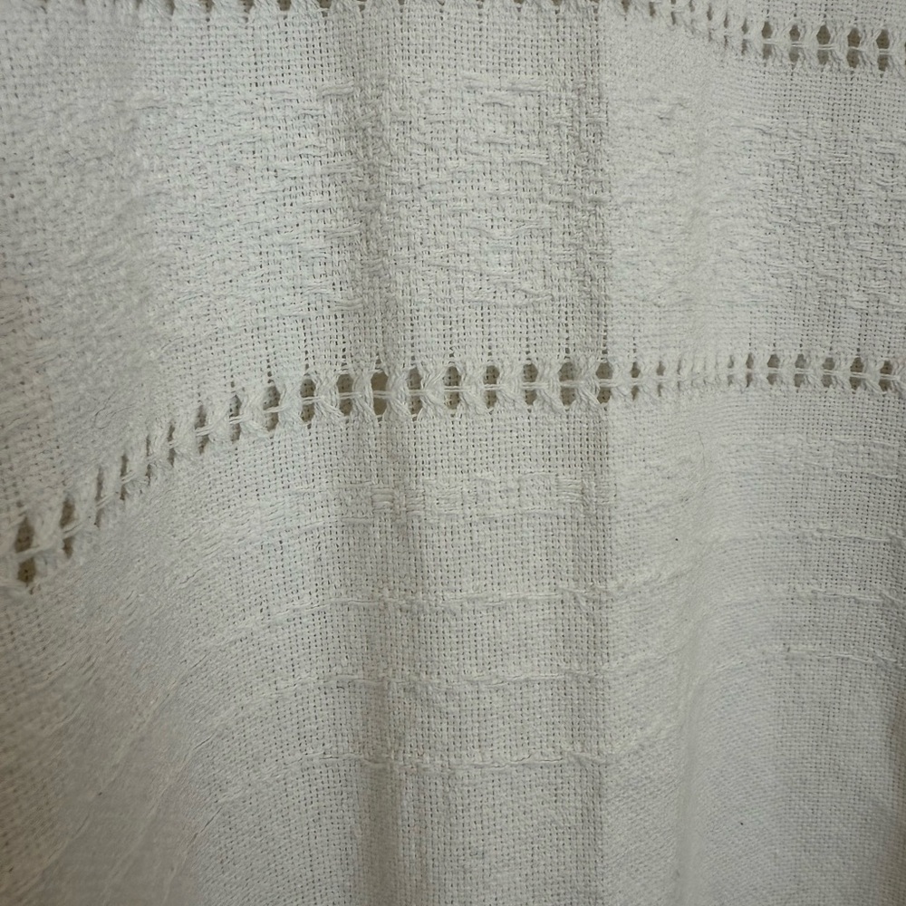 Lola Y Tula | White Blanket Dress - Picture 8 of 9
